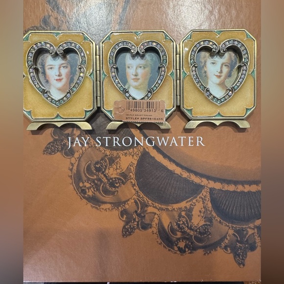 Jay Strongwater Enamel Pearl Triple Heart Photo Frame
NWT
5031 - Picture 3 of 3